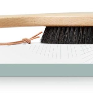 Karmameju RECHARGE Ionic Body Brush med skaft